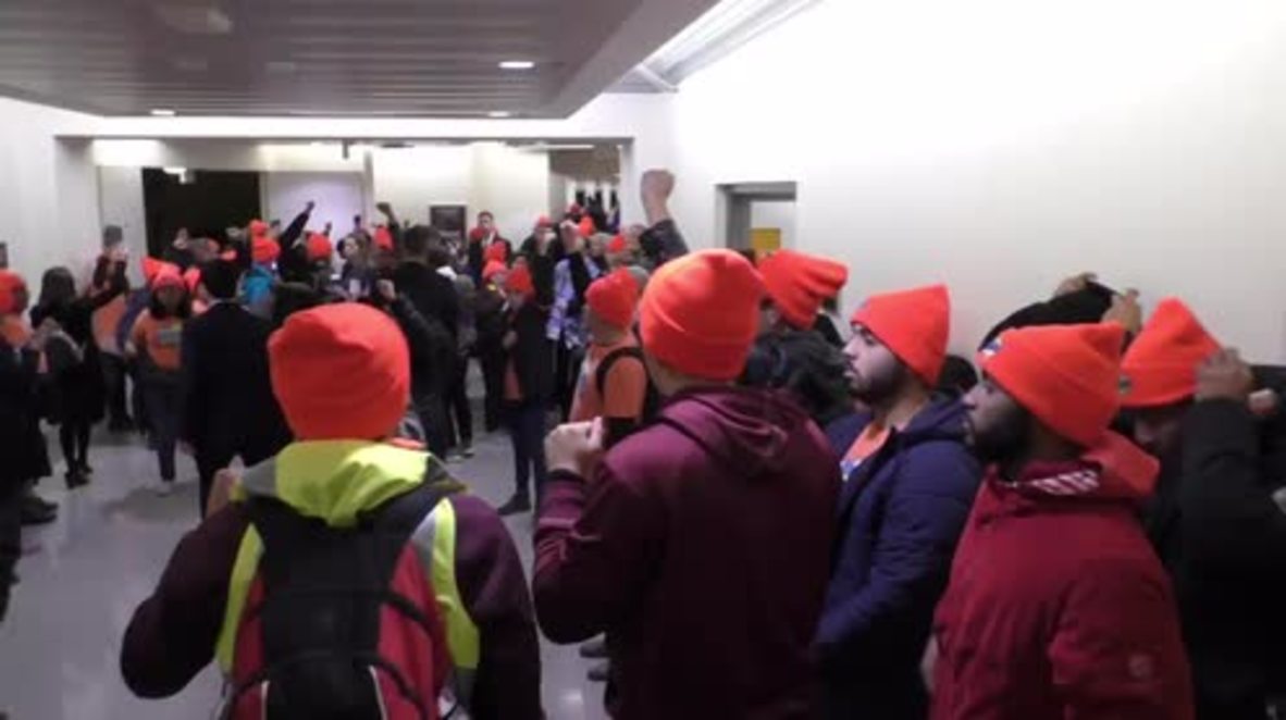 EE.UU.: Activistas "Dreamers" realizan performance simulando su muerte en el Capitolio