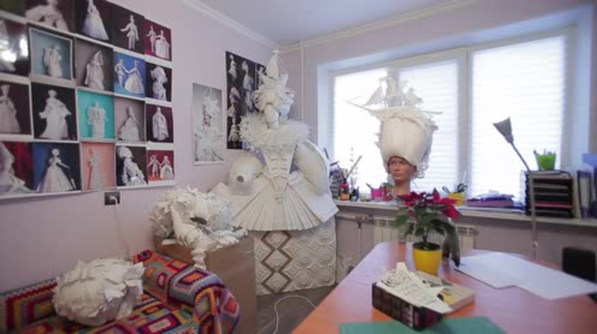 Dapper wrapper! St. Petersburg artist presents dazzling paper creations