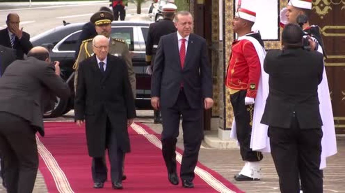 Túnez: 'Assad es un terrorista' - Erdogan rechaza al presidente sirio durante su visita a Túnez