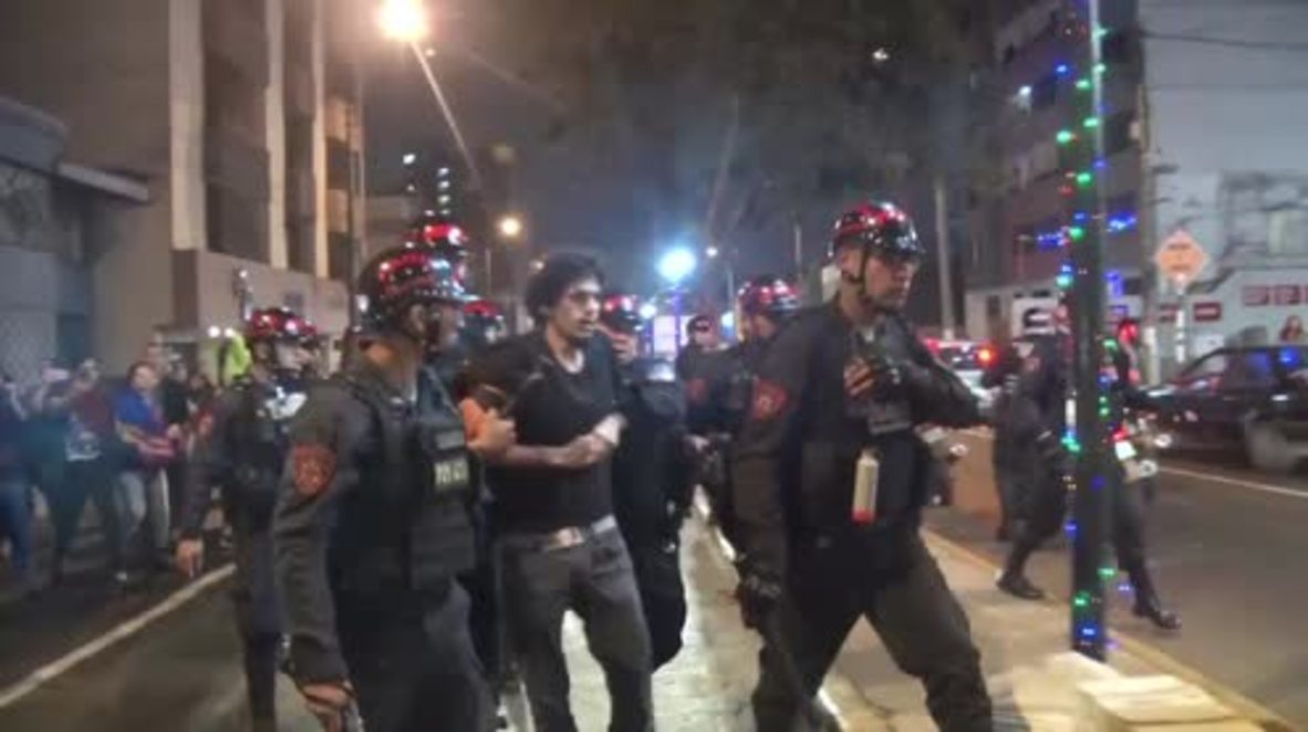 Peru: Fresh clashes as protests against Fujimori pardon continue
