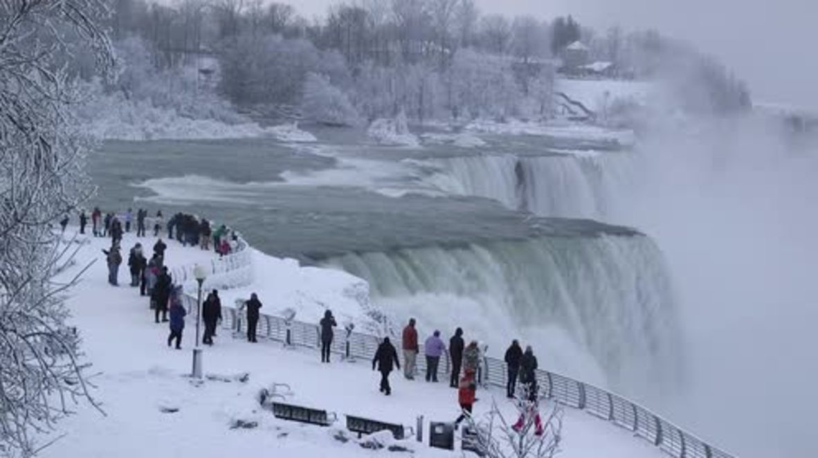 Freezing temperatures turn Niagara Falls into icy wonderland