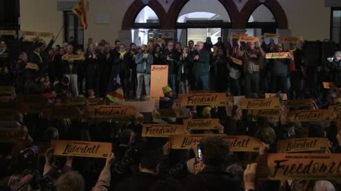 Spain: Hundreds rally in support of jailed Catalan leader Junqueras