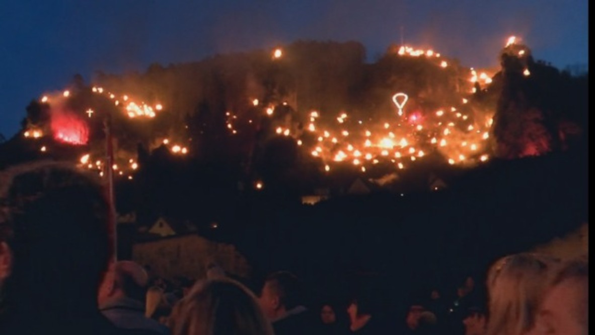 Germany: Hundreds of Perpetual Adoration bonfires illuminate Bavaria