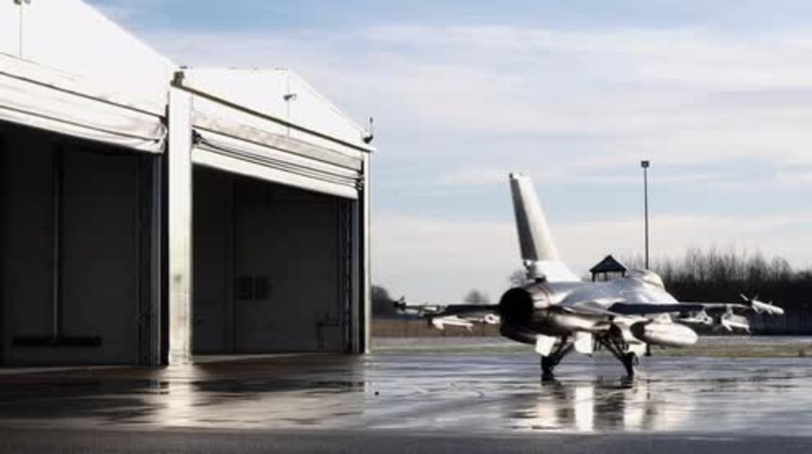 Lithuania: Jets arrive at Siauliai air base for Baltic Air Policing changeover