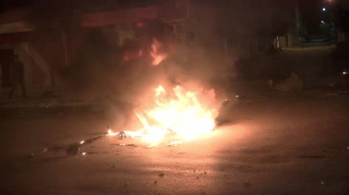 Tunisia: Fires blaze in Tebourba as protests continue over price hikes