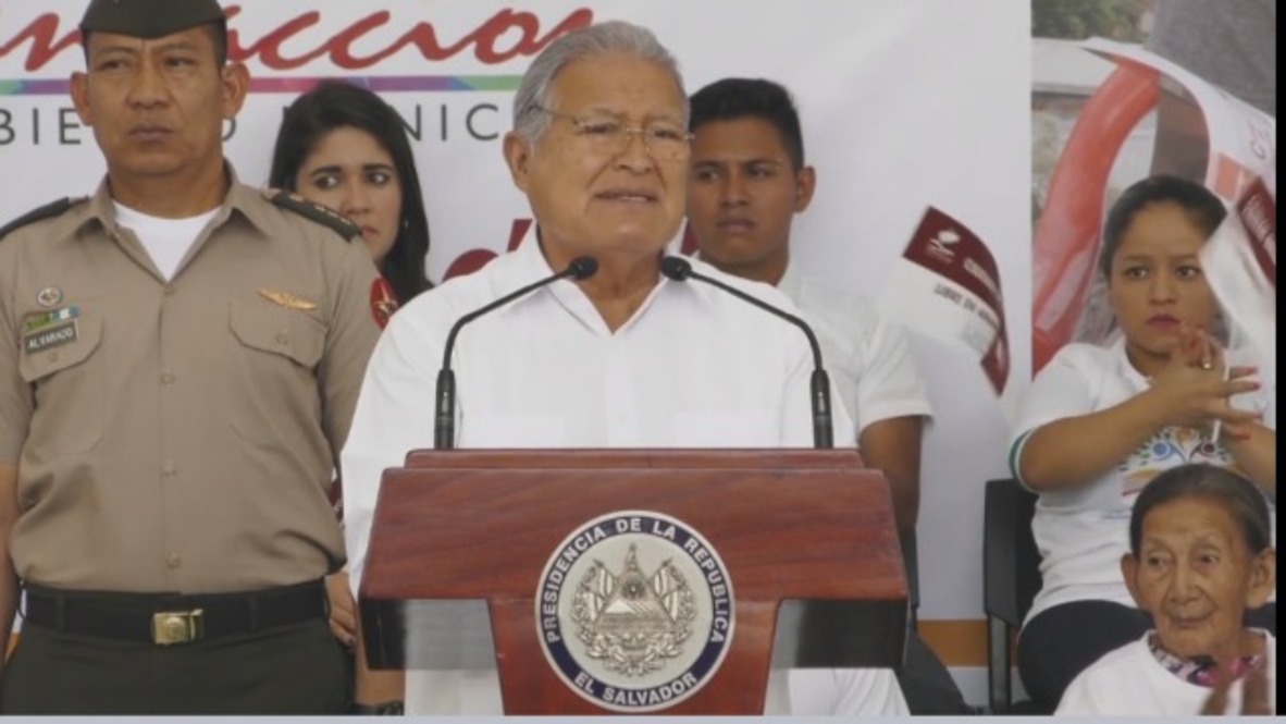 El Salvador: Salvadorians react to Trump's alleged 'shithole countries' comment