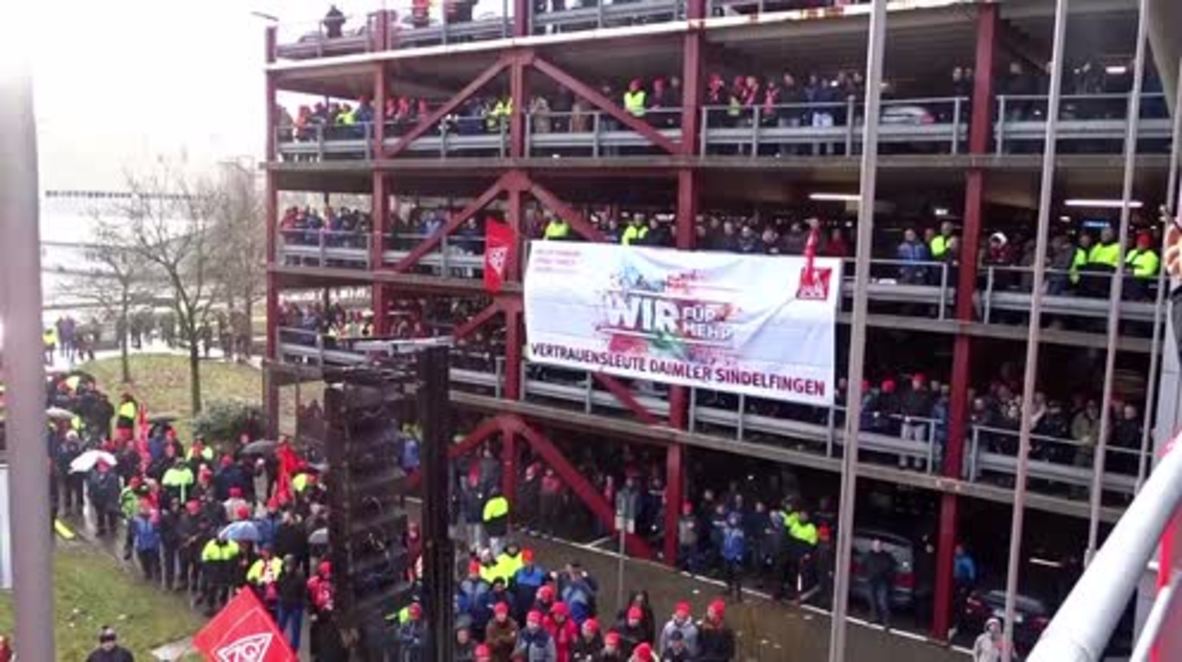 Germany: Thousands stage 'warning strike' to employer Mercedes Benz in Sindelfingen