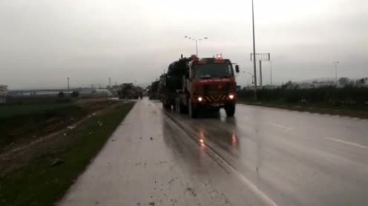 Turkey: Convoy of tanks reach Turkish border with Syria