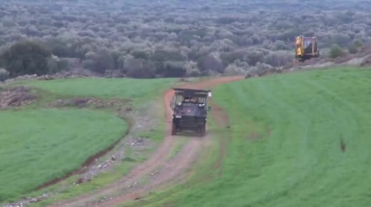 Turkey: Armoured vehicles head to Afrin as operation 'Olive Branch' continues