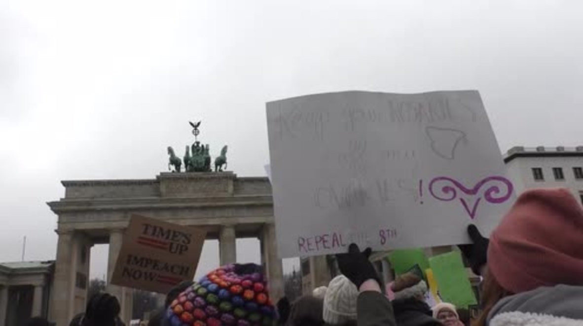 Germany: Hundreds take to the streets as Berlin's 2018 Women's March kicks off