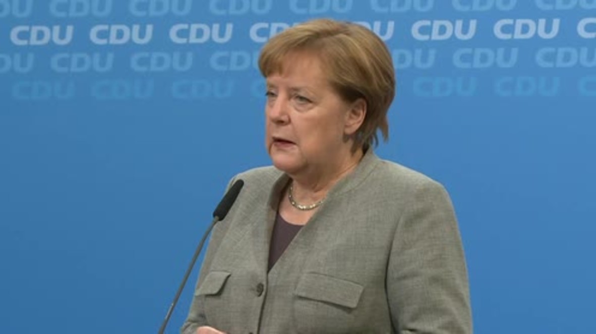 Alemania: Merkel celebra el "Sí" del SPD para negociar un nuevo Gobierno de gran coalición.
