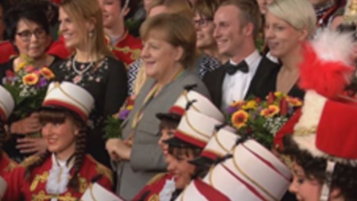 Germany: Merkel meets with regional Kings and Queens of Carnival