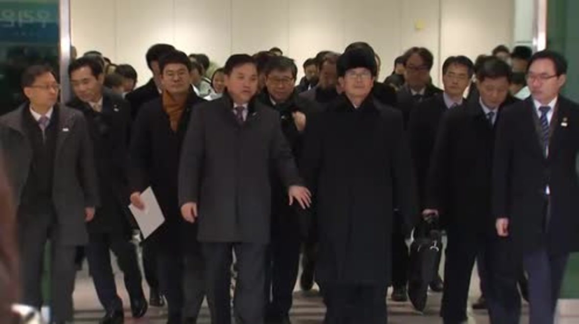 South Korea: N. Korea women’s ice hockey team arrives in S. Korea