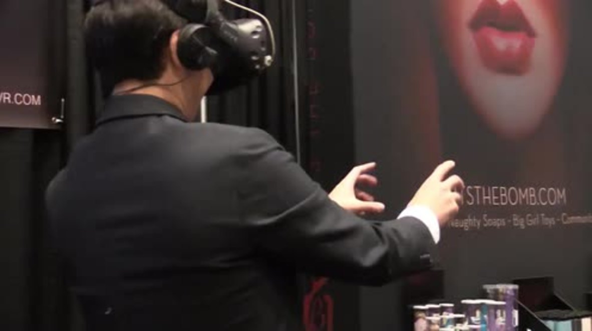 USA: Now you can have Virtual Reality sex with your favourite porn star!
