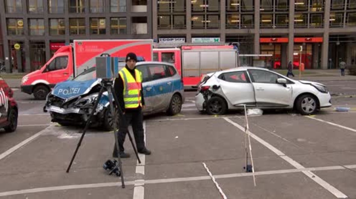 Alemania: Automóvil de la policía involucrado en accidente mortal en el centro de Berlín
