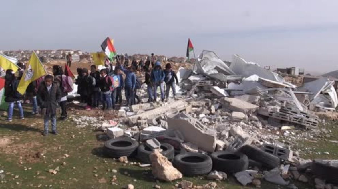Estado de Palestina: El único colegio en la comunidad palestina de al-Nawwar es demolido por fuerzas israelíes