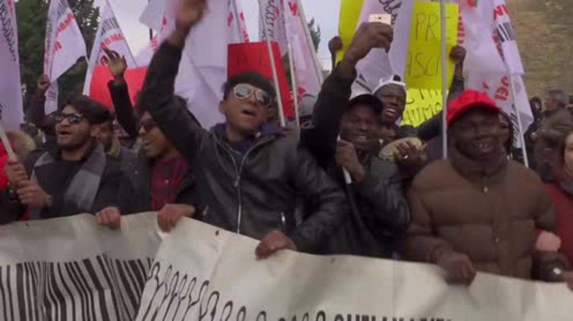 Italy: Anti-fascists descend on migrant shootings-marred town