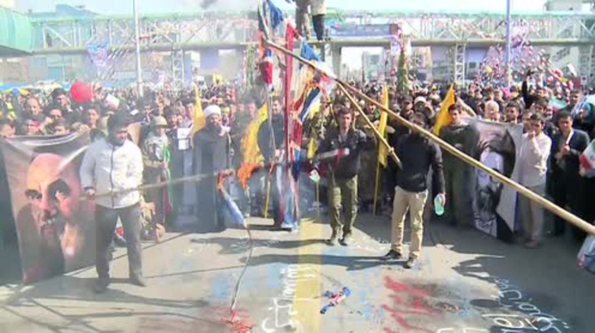 Iran: Hundreds of thousands celebrate Islamic Revolution anniversary in Tehran