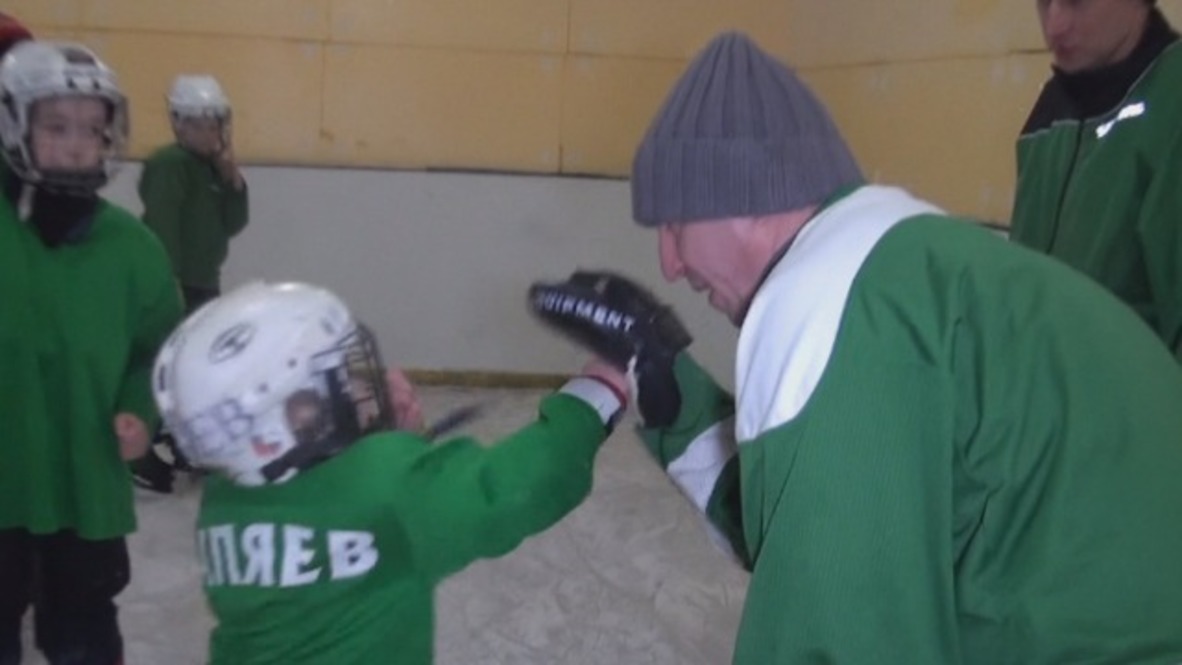 Goon school: Russian hockey juniors learn how to brawl like pros in Ufa
