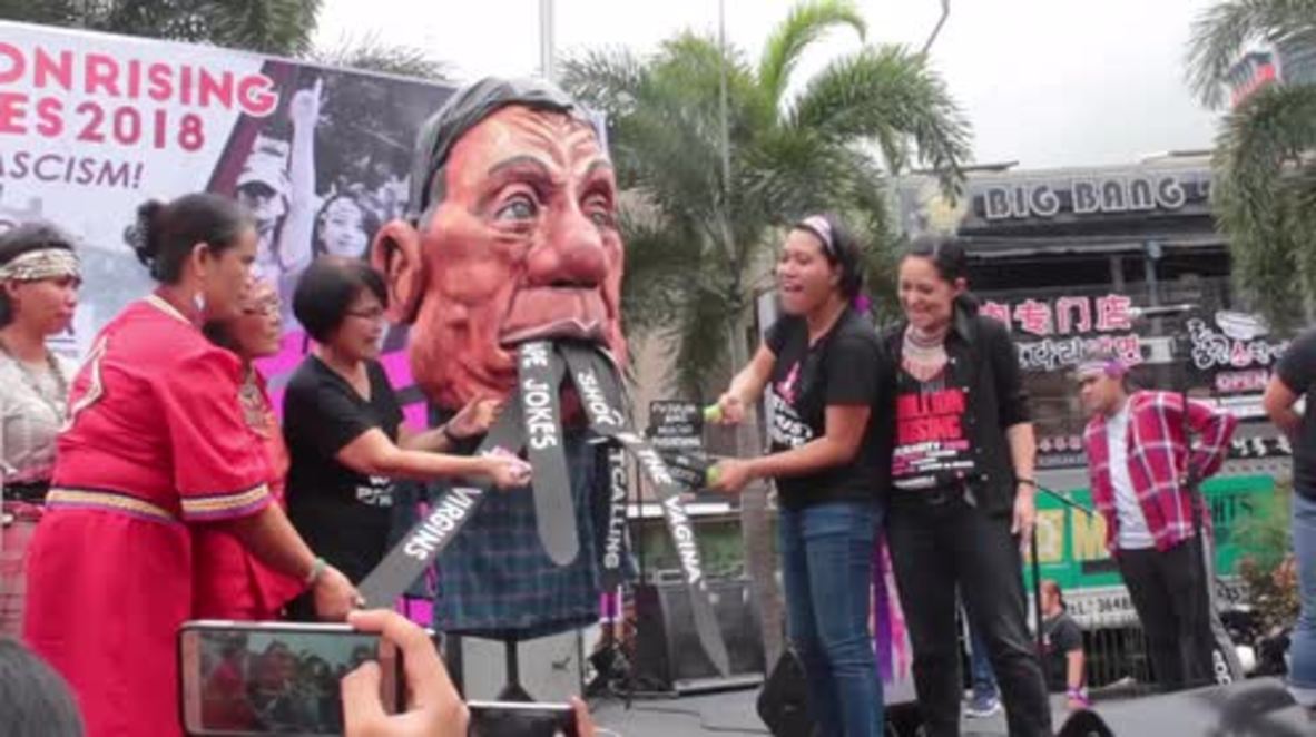 Philippines: Protests after Duterte orders ‘shoot rebels in the vagina'