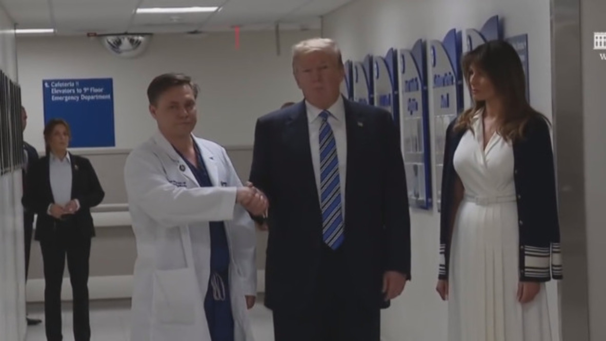 USA: Trump praises response time to Florida shooting while touring hospital