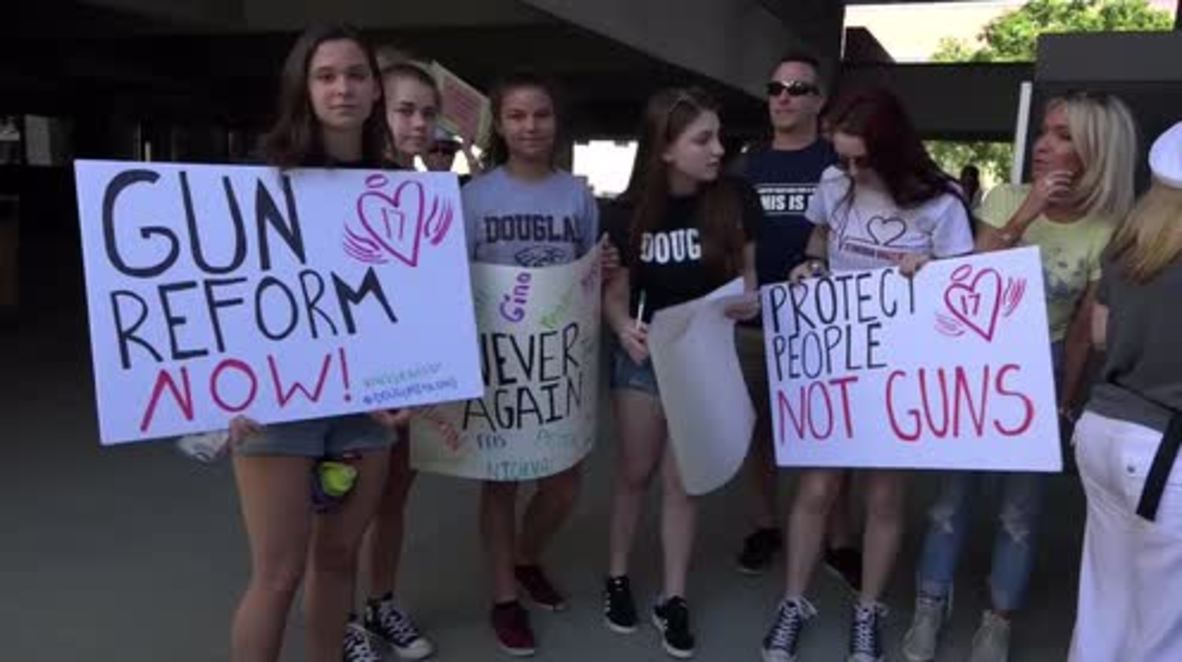 USA: Parkland students rally for gun control in Fort Lauderdale