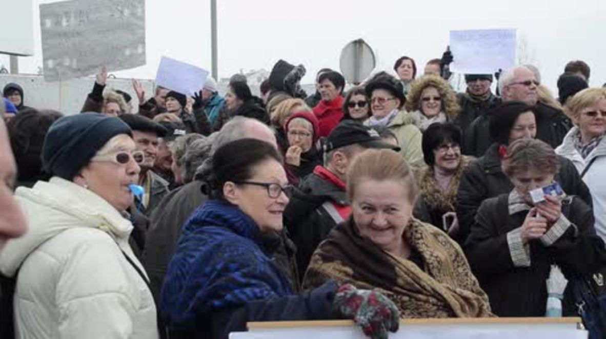 Bosnia and Herzegovina: Former NATO/EUFOR workers rally for pensions, health insurance