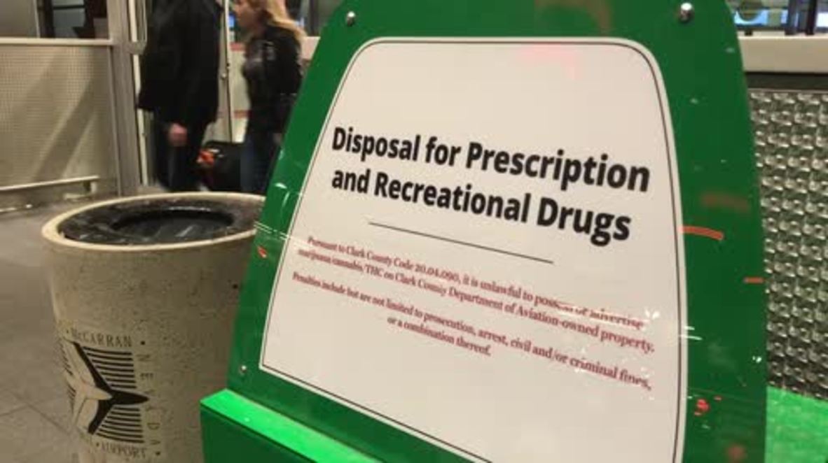 EE. UU.: Colocan recipientes para deshacerse de las drogas en el aeropuerto de Las Vegas