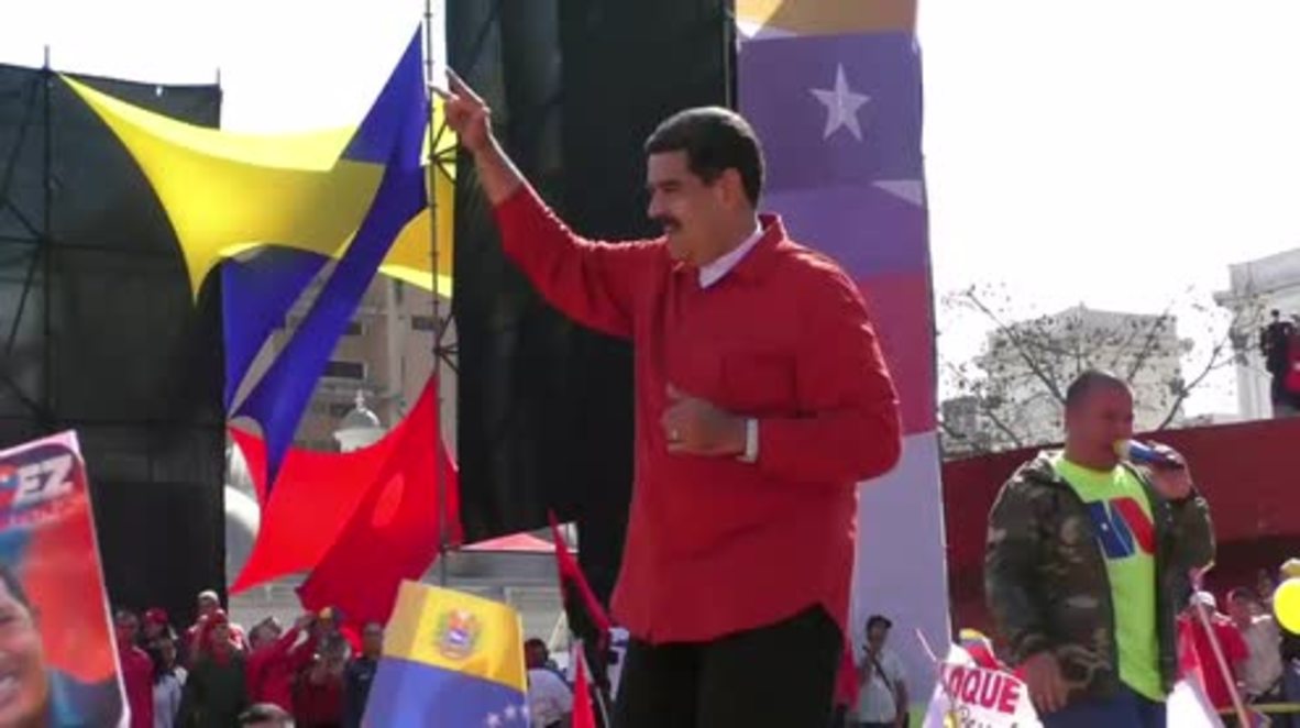 Venezuela: Maduro baila por su campaña electoral en Caracas
