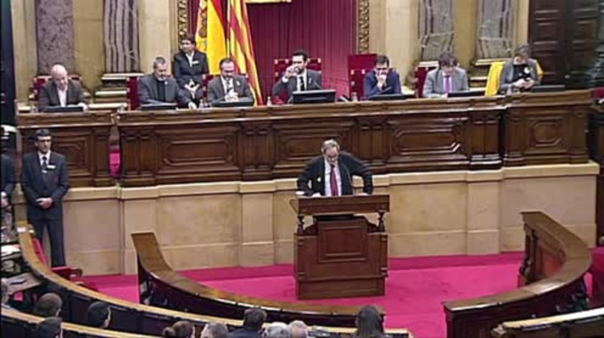 Spain: Catalan parliament defends Puigdemont