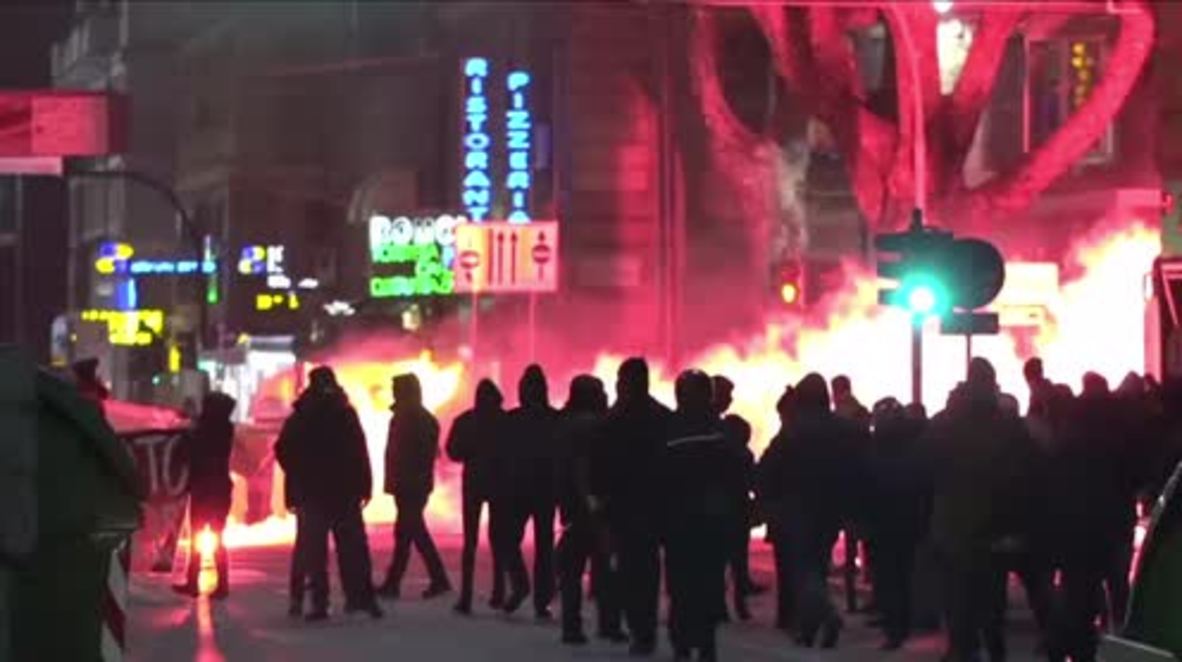 Italia: Incendios en Génova durante una protesta antifa