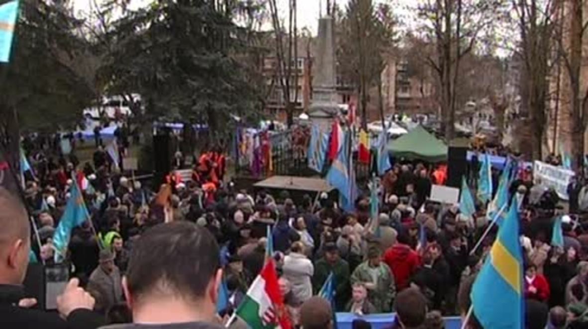 Romania: Thousands of ethnic Hungarians rally for more autonomy