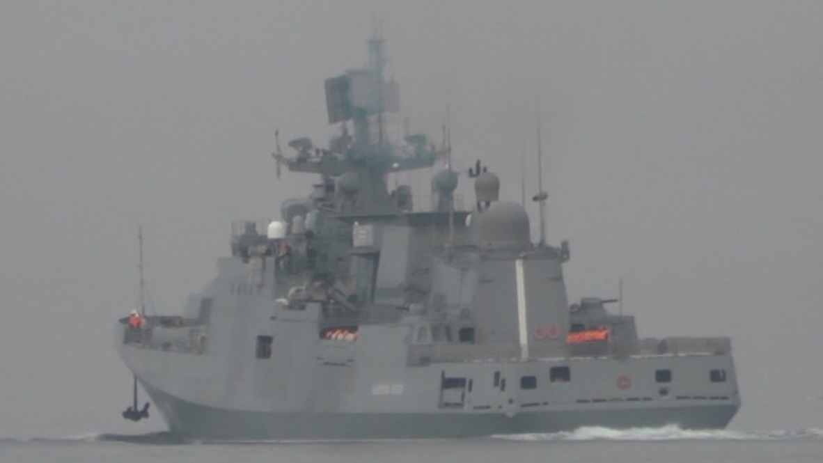 Rusia: La fragata Almirante Essen deja Sebastopol rumbo al Mediterráneo