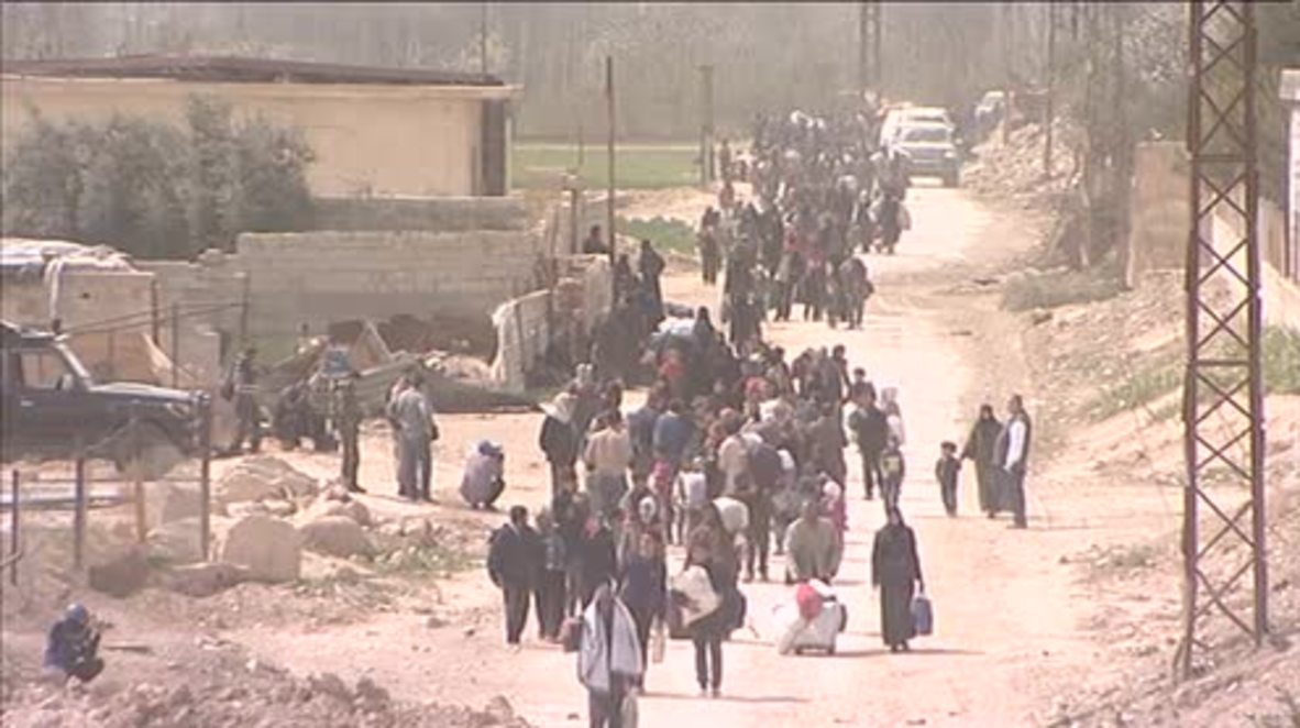 Siria: Siguen evacuando personas de Ghouta oriental a través del corredor humanitario