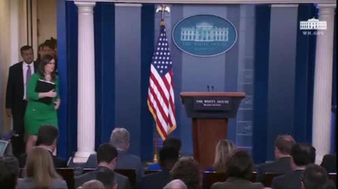 USA: President is monitoring collapsed Florida bridge - White House