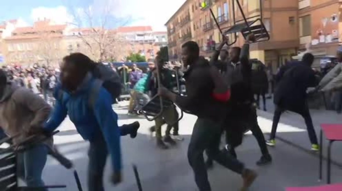 Spain: Unrest continues after death of Senegalese street vendor
