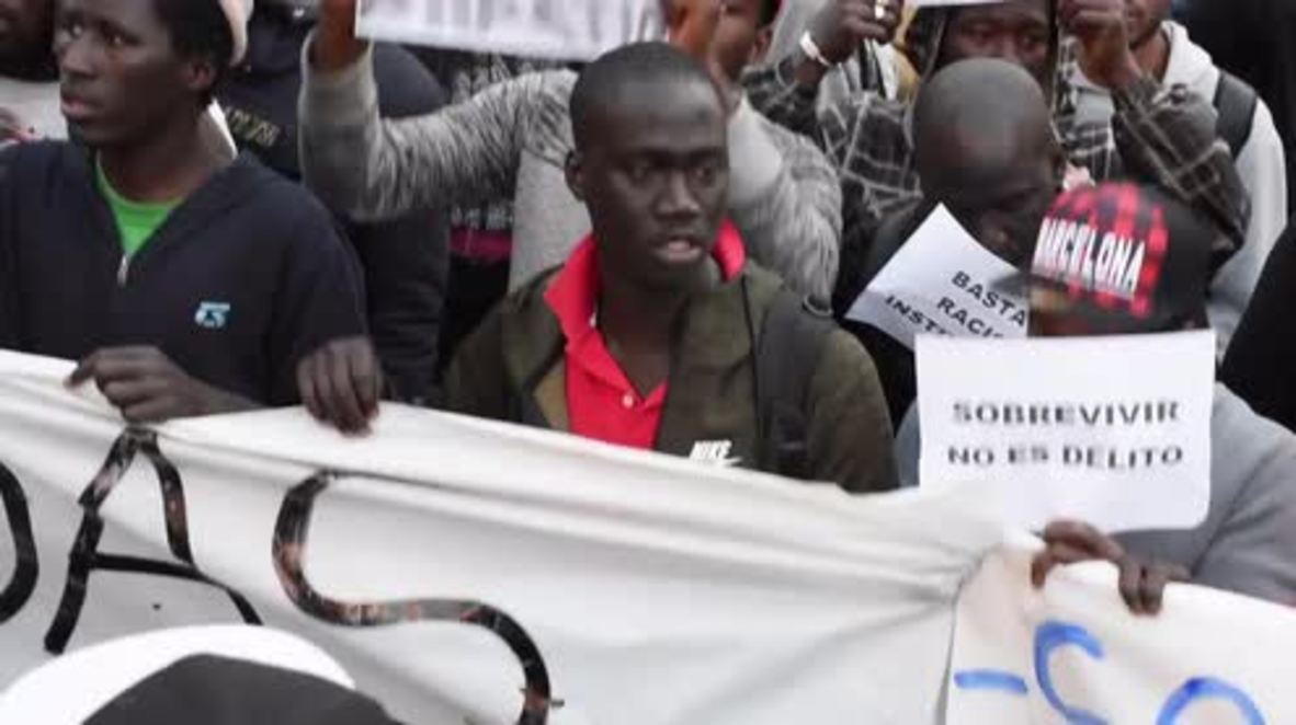 Spain: 'No more deaths' - Barcelona protesters denounce death of street vendor