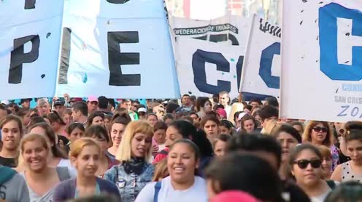 Argentina: Thousands rally against Macri’s labour policies