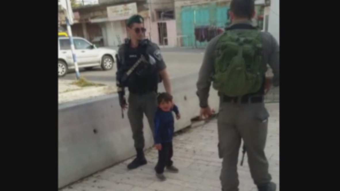State of Palestine: Israeli soldiers detain terrified three-year-old in Hebron