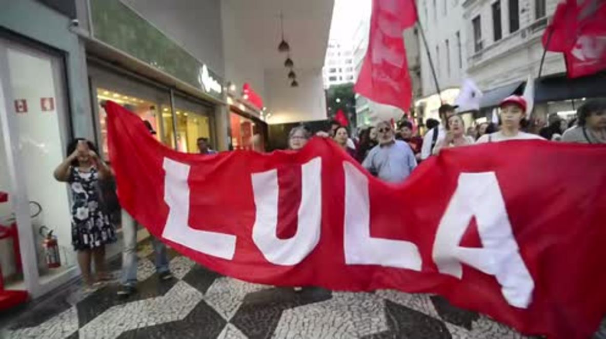 Brazil: 'Free Lula!' - Hundreds descend on Sao Paulo demanding Lula's release