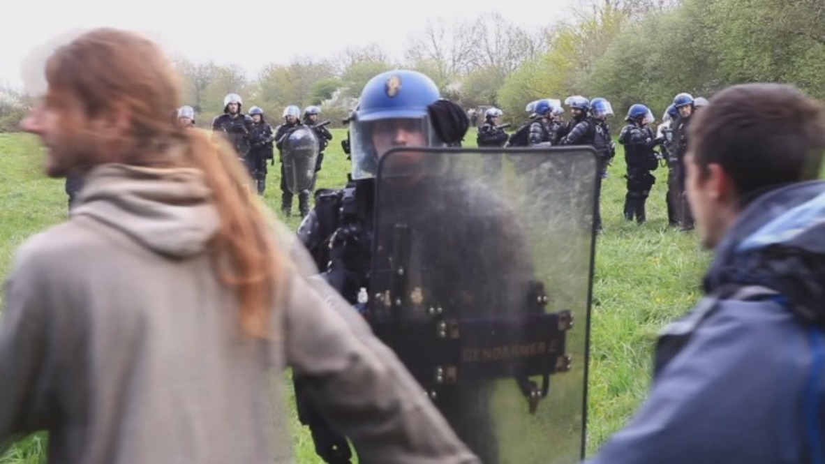 France: Dancing ZAD activists defy police in Notre-Dame-des-Landes