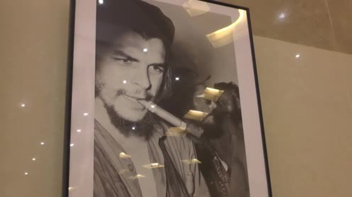 Rusia: Hijo del Che Guevara inaugura una exposición de fotos de su padre en Crimea