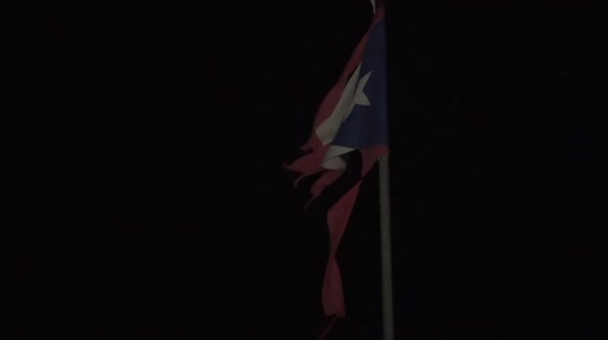 Puerto Rico: Isla en oscuridad total tras el choque de una excavadora