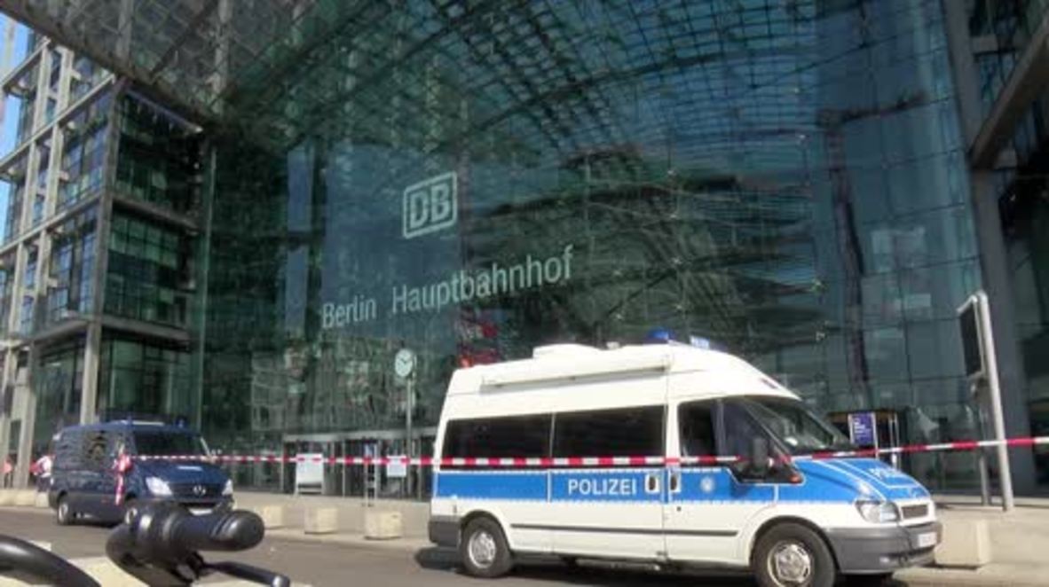 Germany: 10,000 evacuated after 500kg WWII bomb discovery in Berlin