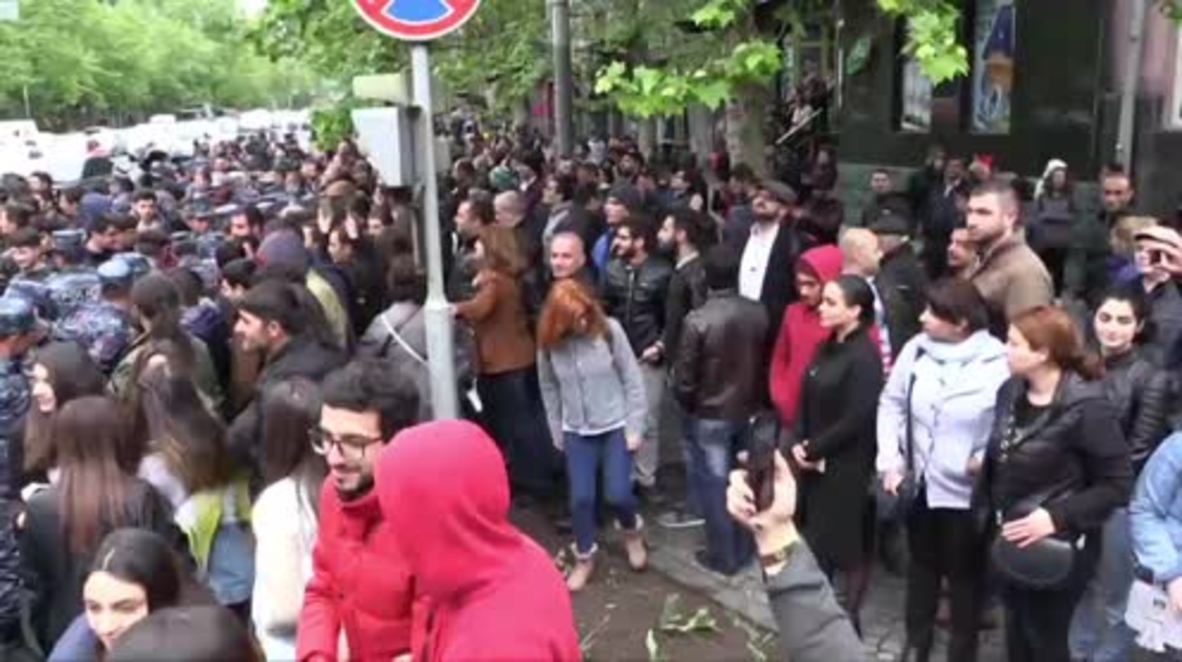 Armenia: Protesters block streets of Yerevan as rally enters ninth day