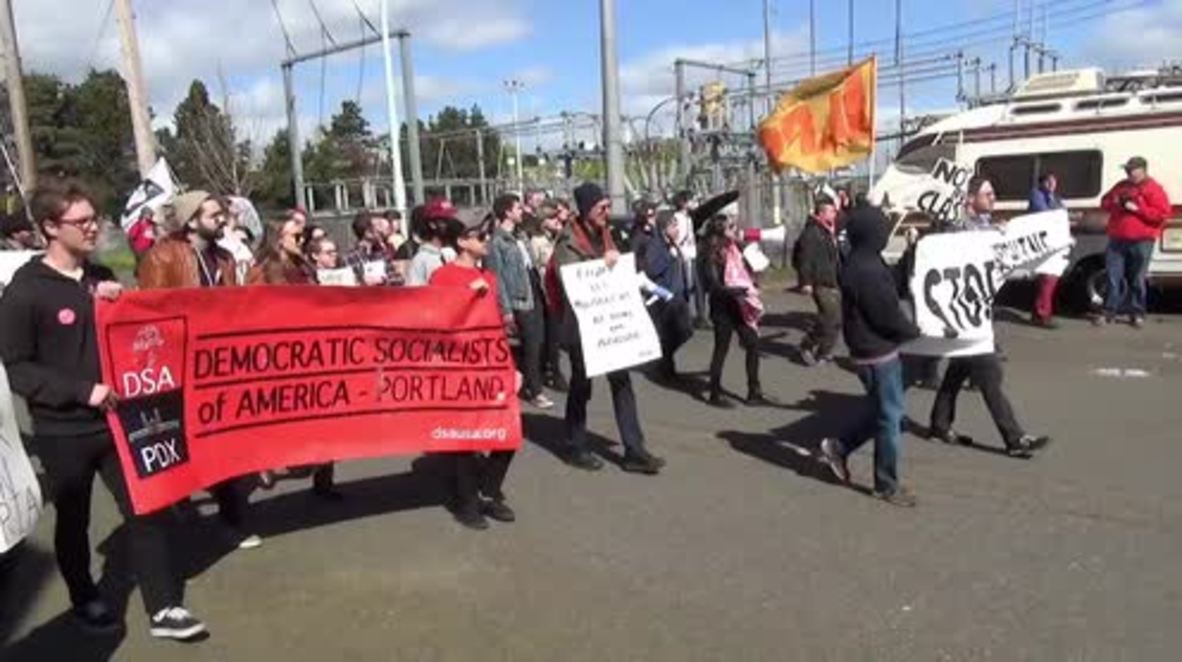 USA: Portland activists protest new USS warship