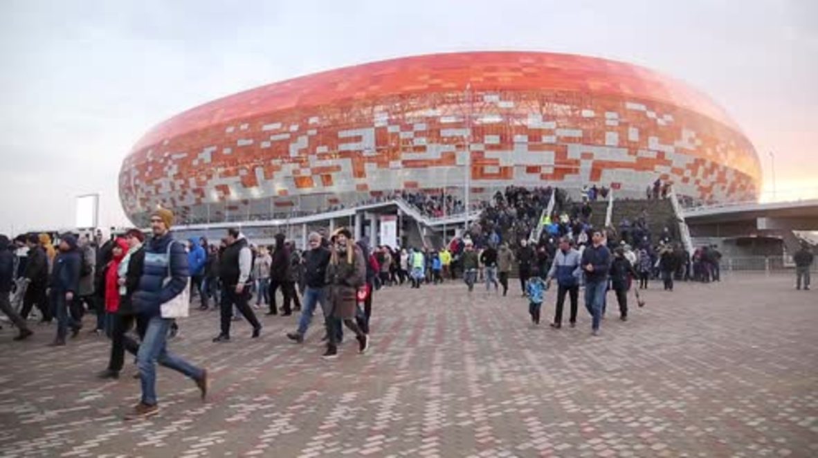 Rusia: "Todo listo para el Mundial" - El estadio Mordovia Arena alberga el primer partido de prueba