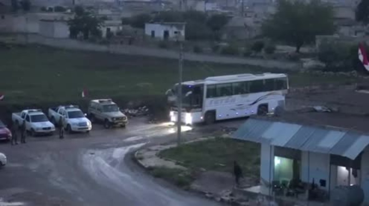 Siria: Convoy de militantes evacuados desde Yarmuk a Idlib