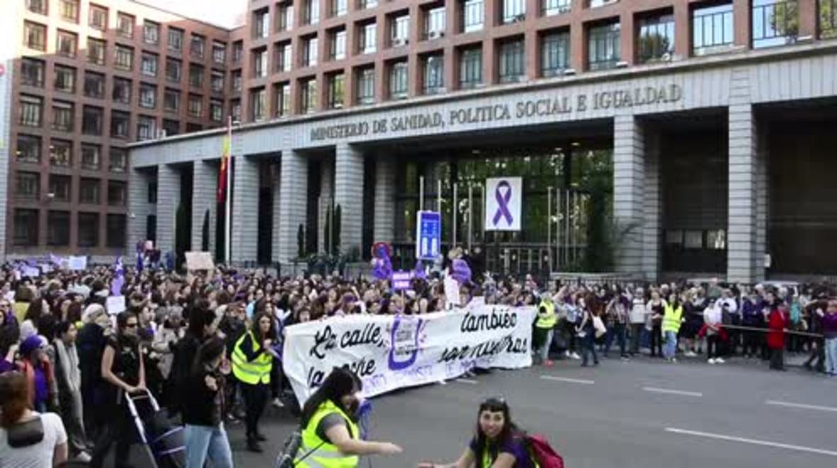 Spain: Thousands of feminists protest ‘Wolf Pack' rape ruling