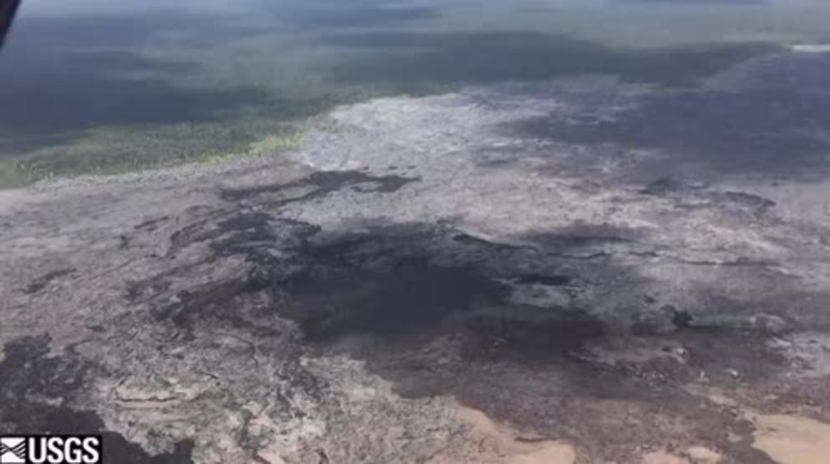 USA: Watch collapsed crater floor in Hawaii volcano